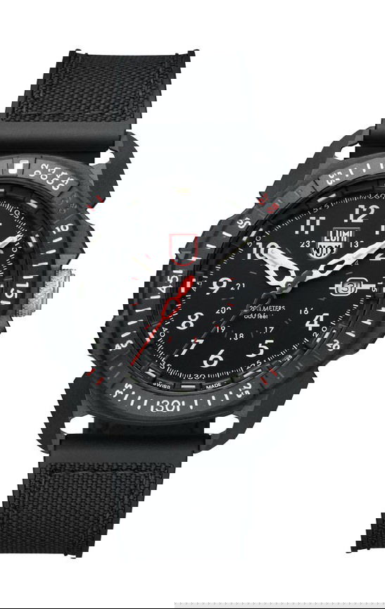 Luminox Ice-sar Arctic 1000 Series luxury timepiece - detailed view