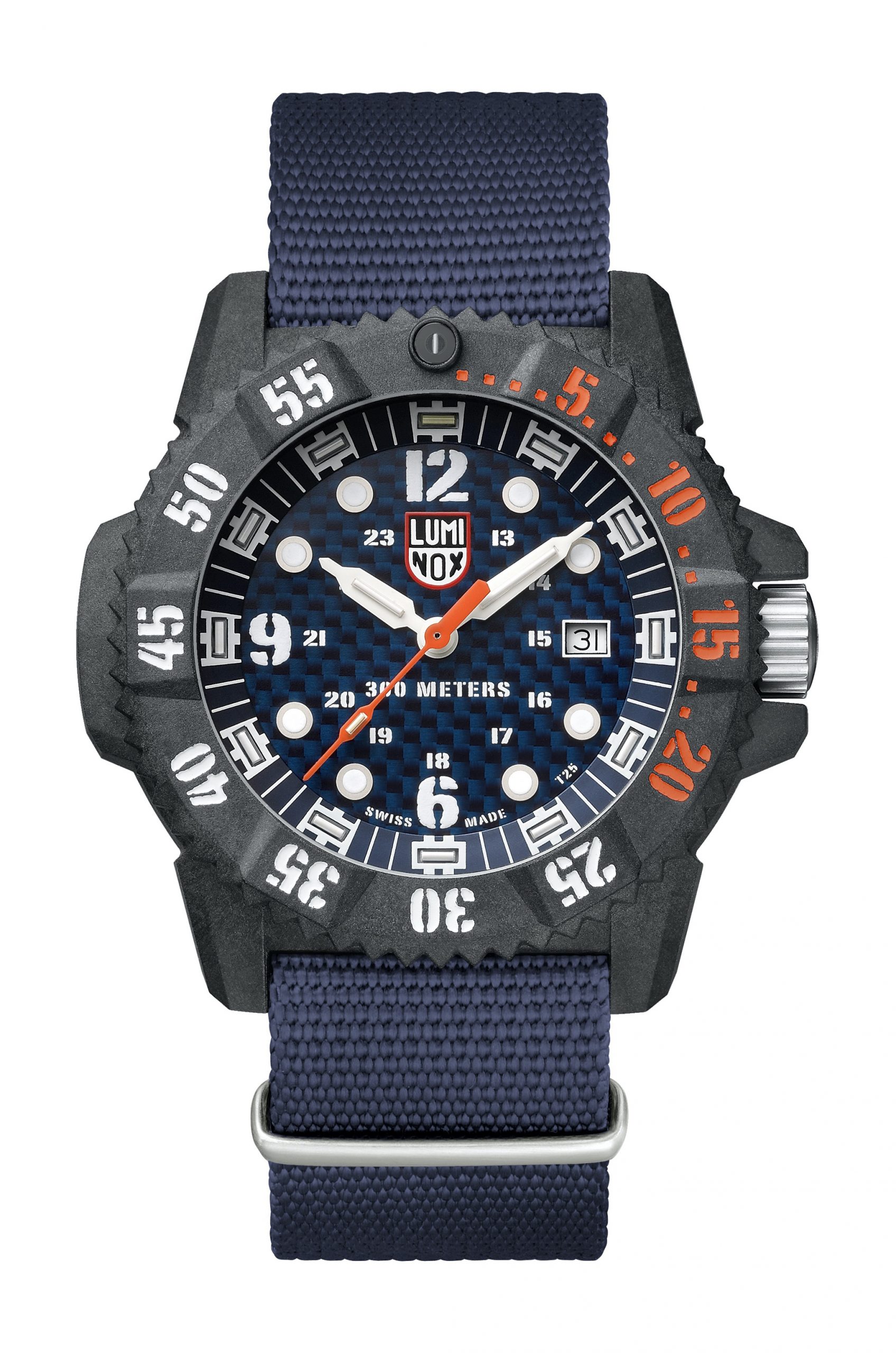 Luminox Master Carbon SEAL 3800 Series luxury timepiece - detailed view