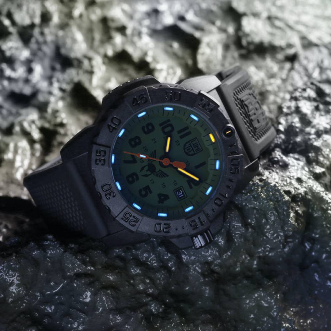 Luminox Navy SEAL 3500 Series - View 2