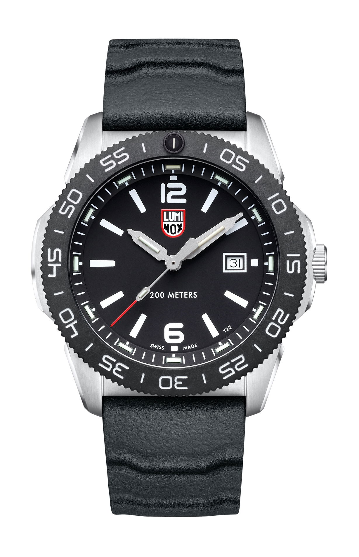 Luminox Pacific Diver 3120 Series luxury timepiece - detailed view