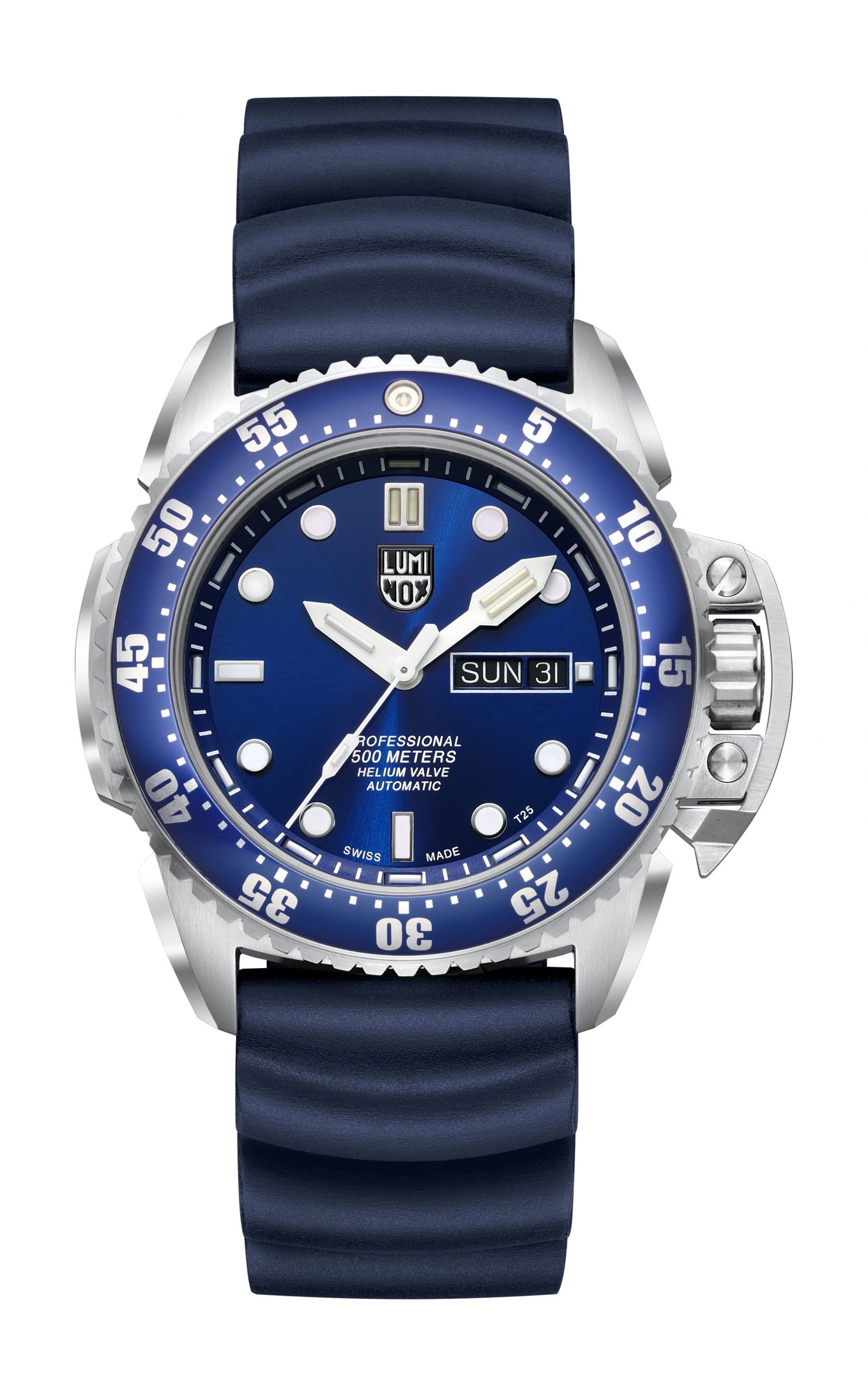 Luminox Scott Cassel Deep Dive Automatic 1520 Series luxury timepiece - detailed view