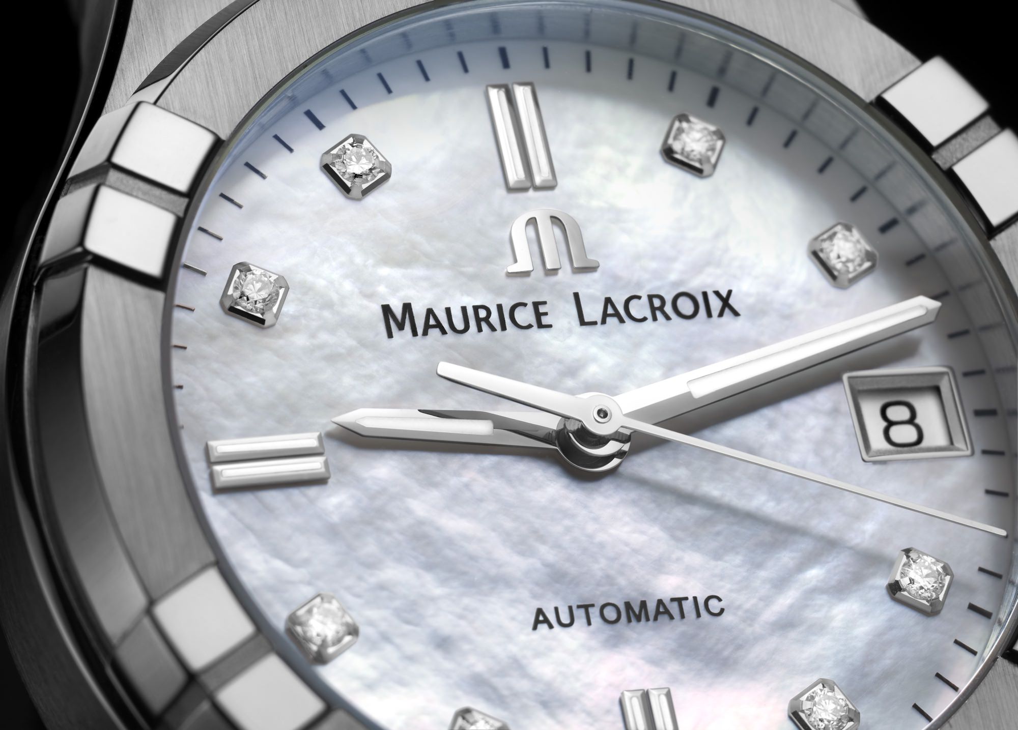 Maurice Lacroix Aikon Automatic 35 - View 2