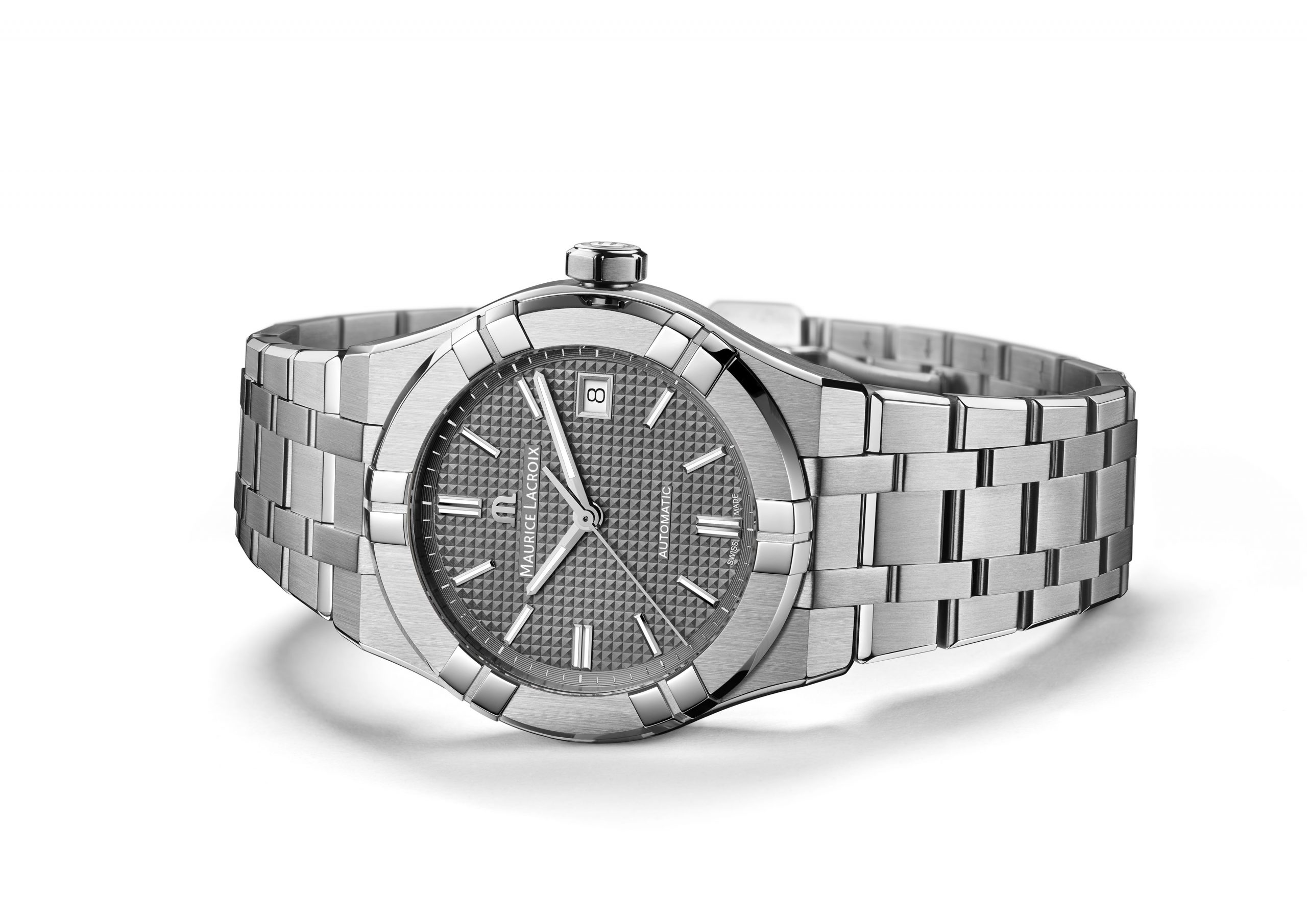 Maurice Lacroix Aikon Automatic 39 - View 2
