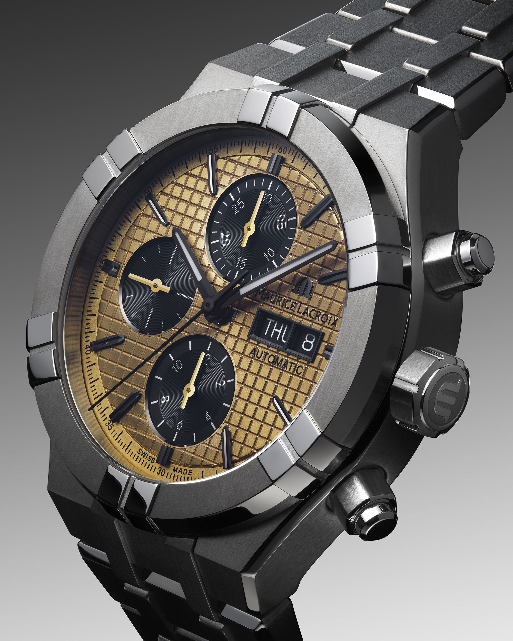 Maurice Lacroix Aikon Automatic Titanium Chronograph 42 - View 3