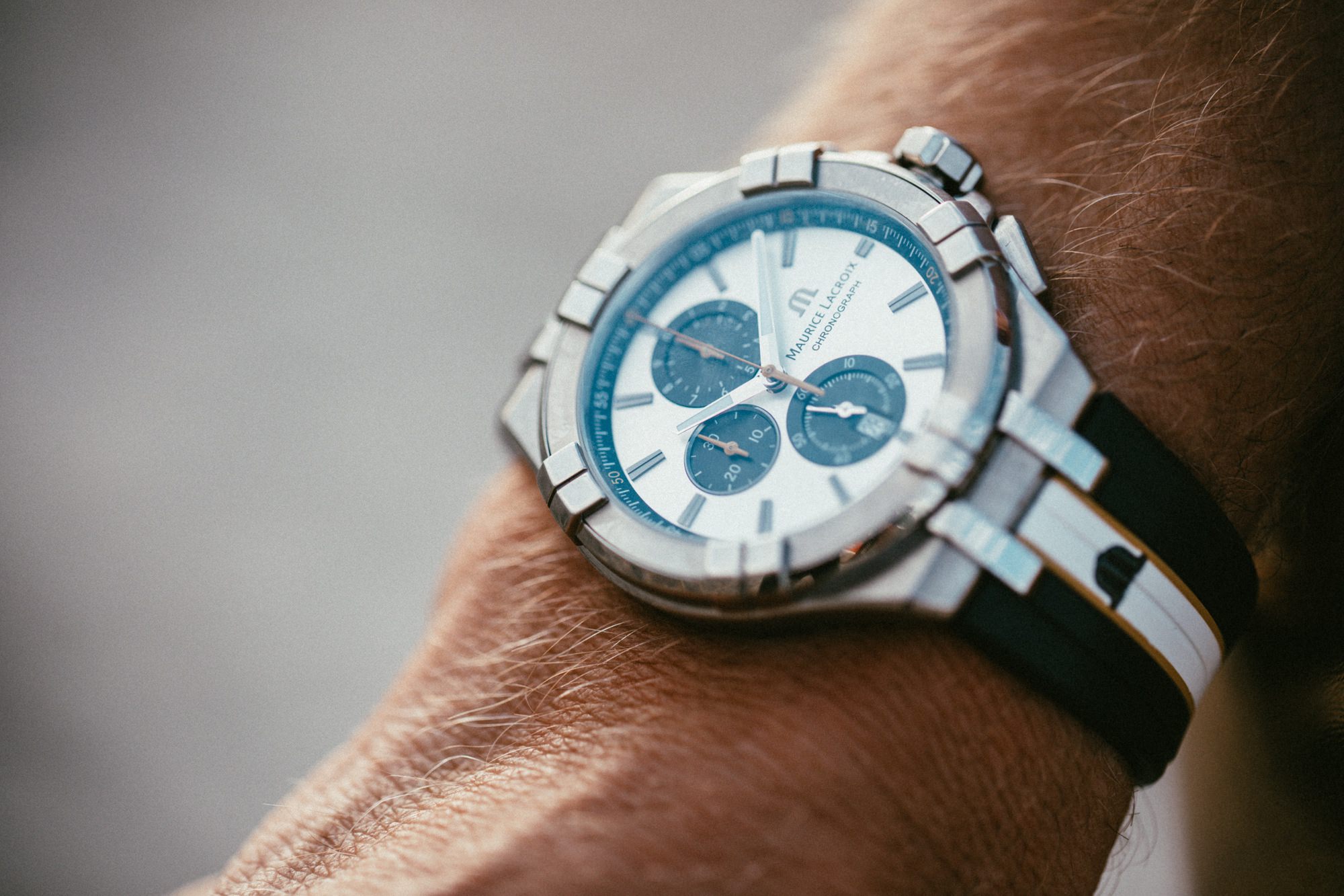 Maurice Lacroix Aikon Quartz Chronograph 44 Special Edition KOTC Titanium - View 3