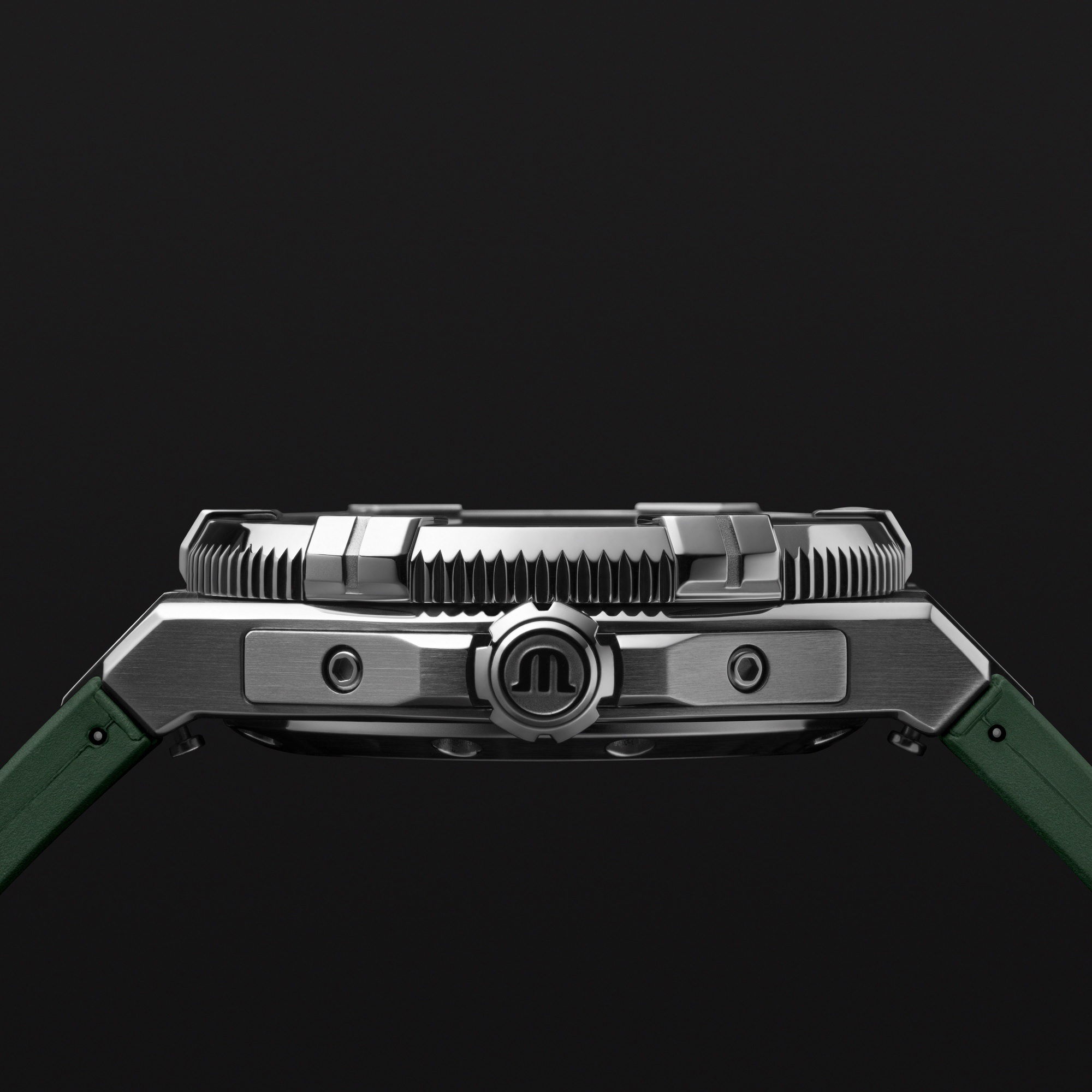 Maurice Lacroix Aikon Automatic Venturer 38 - View 2