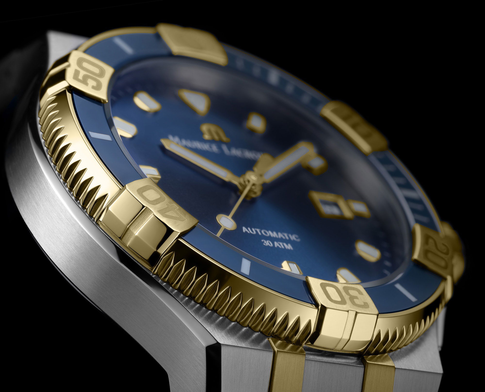 Maurice Lacroix Aikon Automatic Venturer 43 - View 2