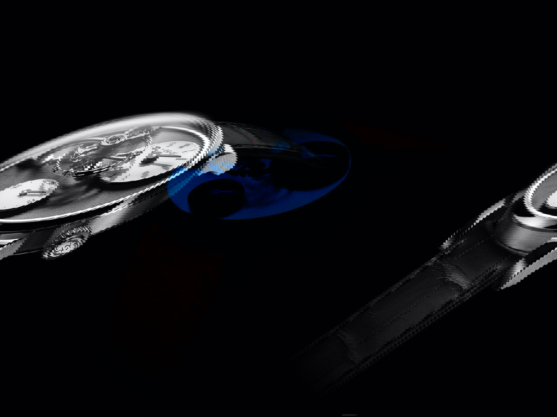 MB&F LM101 Steel Blue - View 3