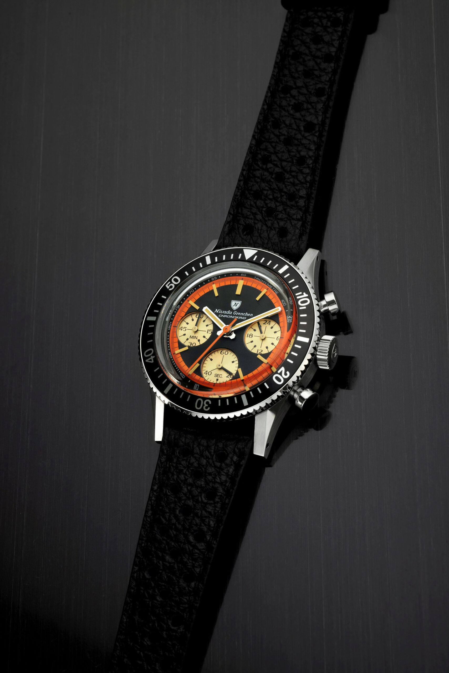 Nivada Grenchen Chronoking “Paul Newman” Orange - View 3