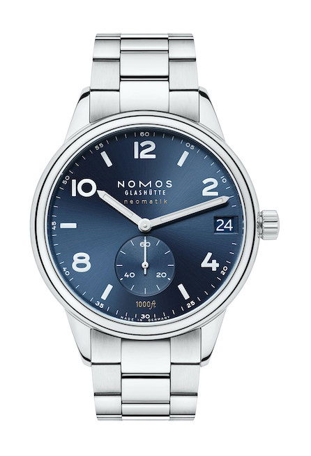 Nomos Glashütte Club sport neomatik 42 date luxury timepiece - detailed view