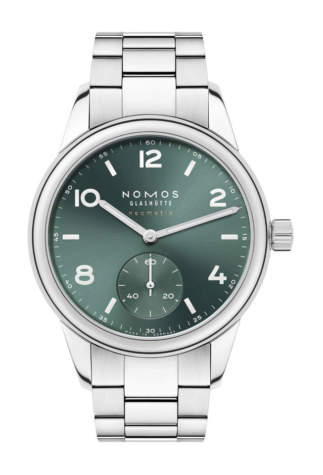 Nomos Glashütte Club Sport neomatik 37 petrol luxury timepiece - detailed view