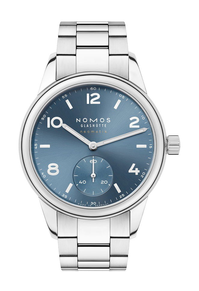 Nomos Glashütte Club Sport neomatik 37 polar luxury timepiece - detailed view