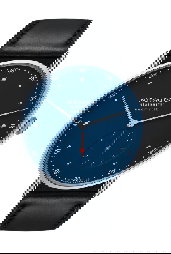 Nomos Glashütte Metro neomatik 39 midnight blue luxury timepiece - detailed view