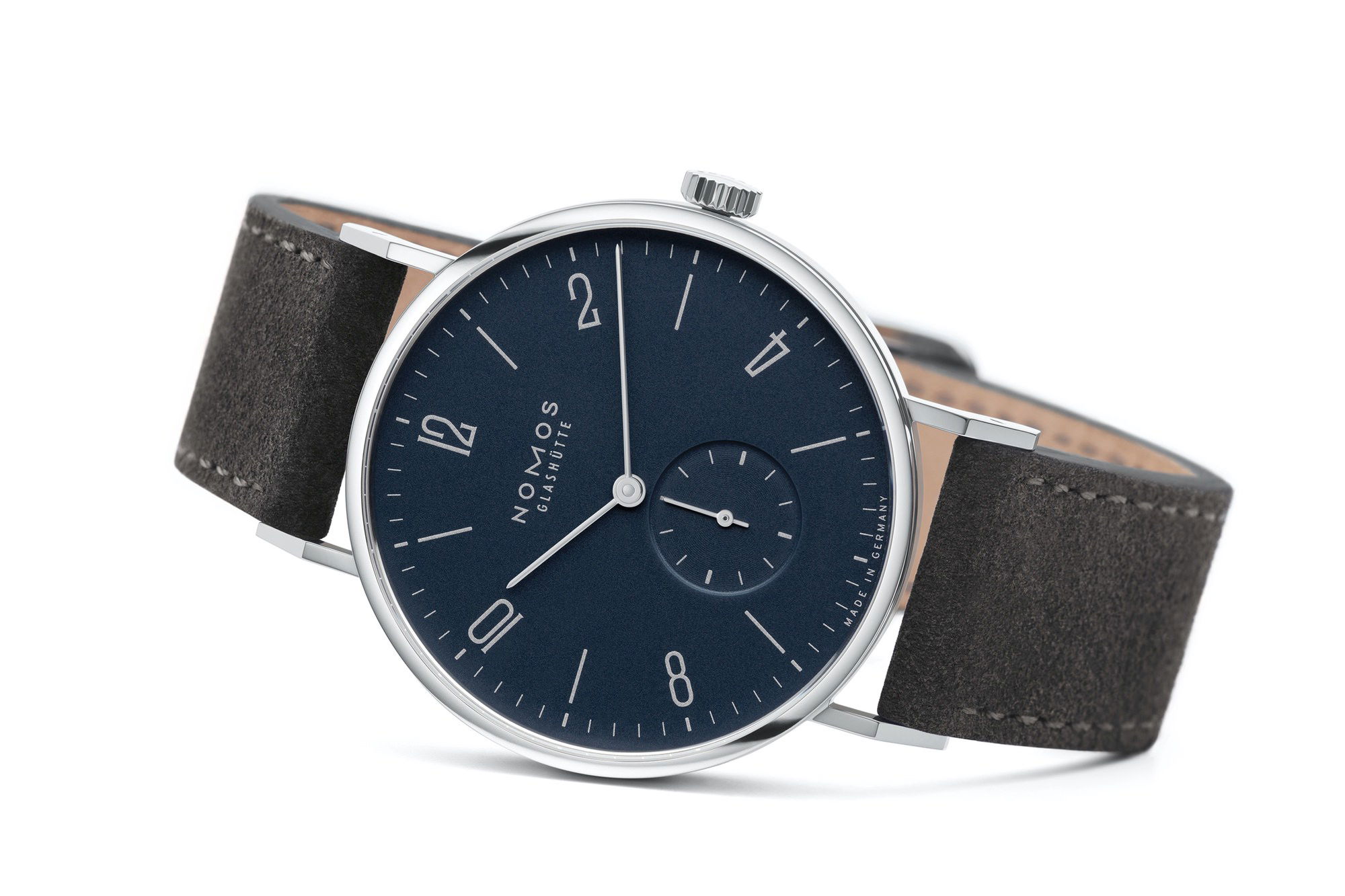 Nomos Glashütte Tangente 38 midnight blue - View 3