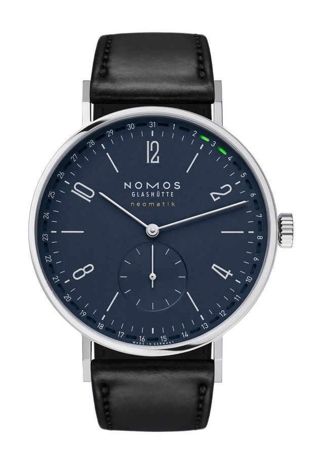 Nomos Glashütte Tangente Neomatik 41 Update Midnight Blue luxury timepiece - detailed view