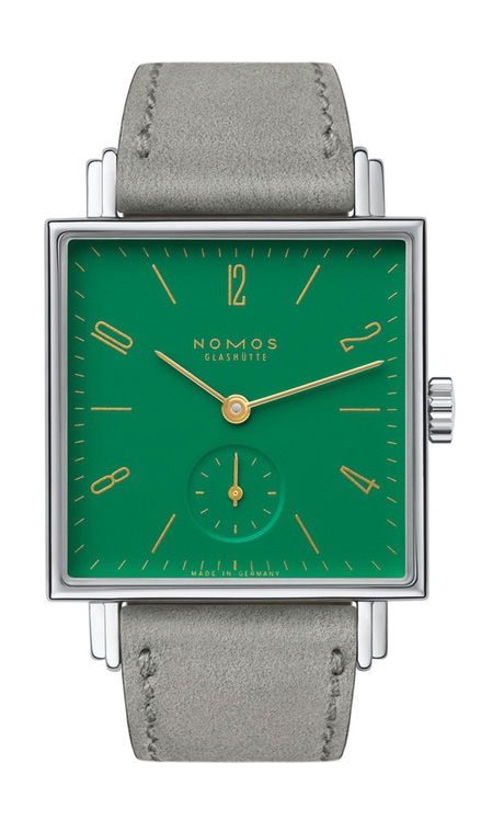 Nomos Glashütte Tetra Clärchen luxury timepiece - detailed view