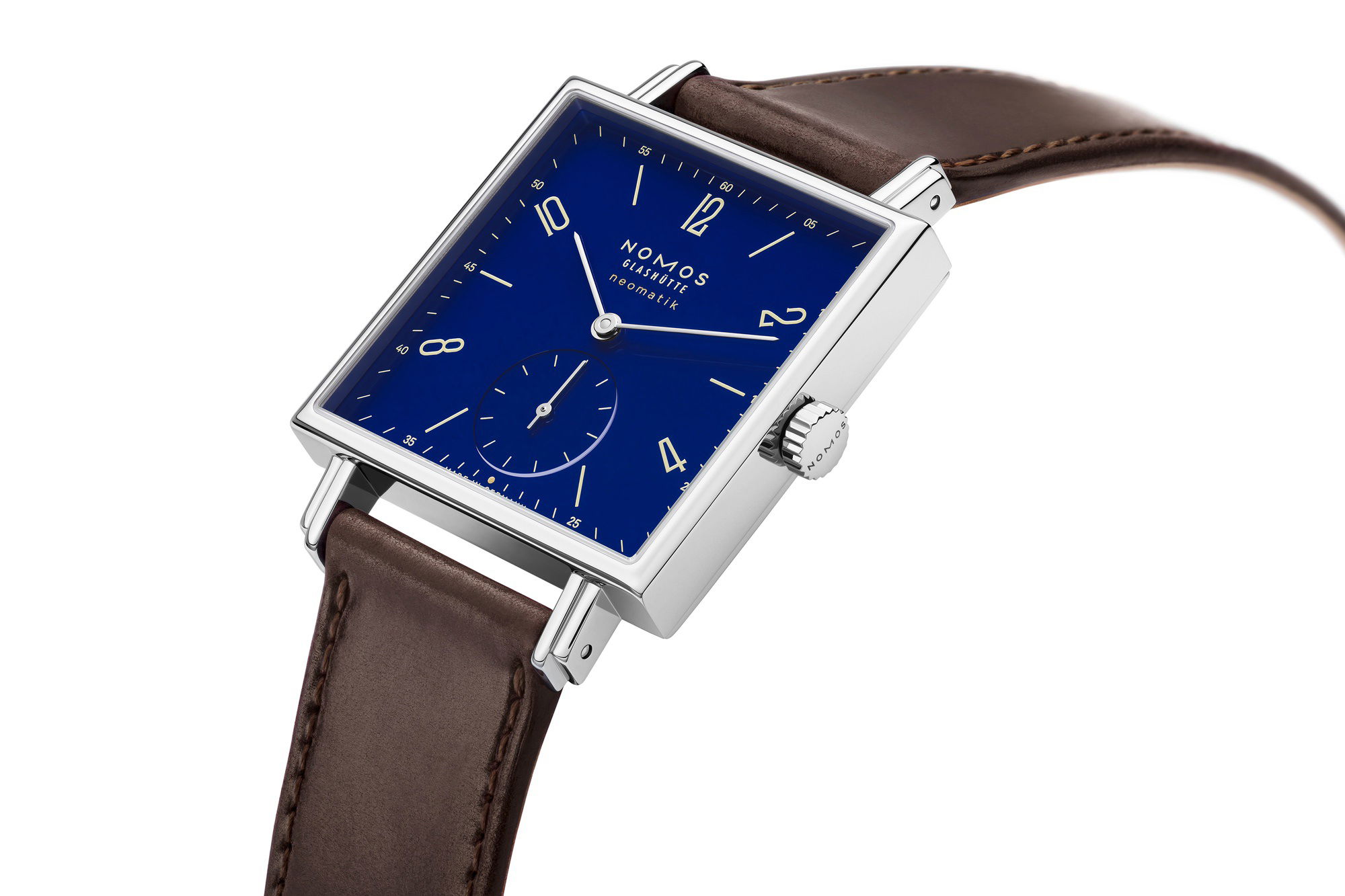 Nomos Glashütte Tetra neomatik – 175 Years Watchmaking Glashütte - View 3