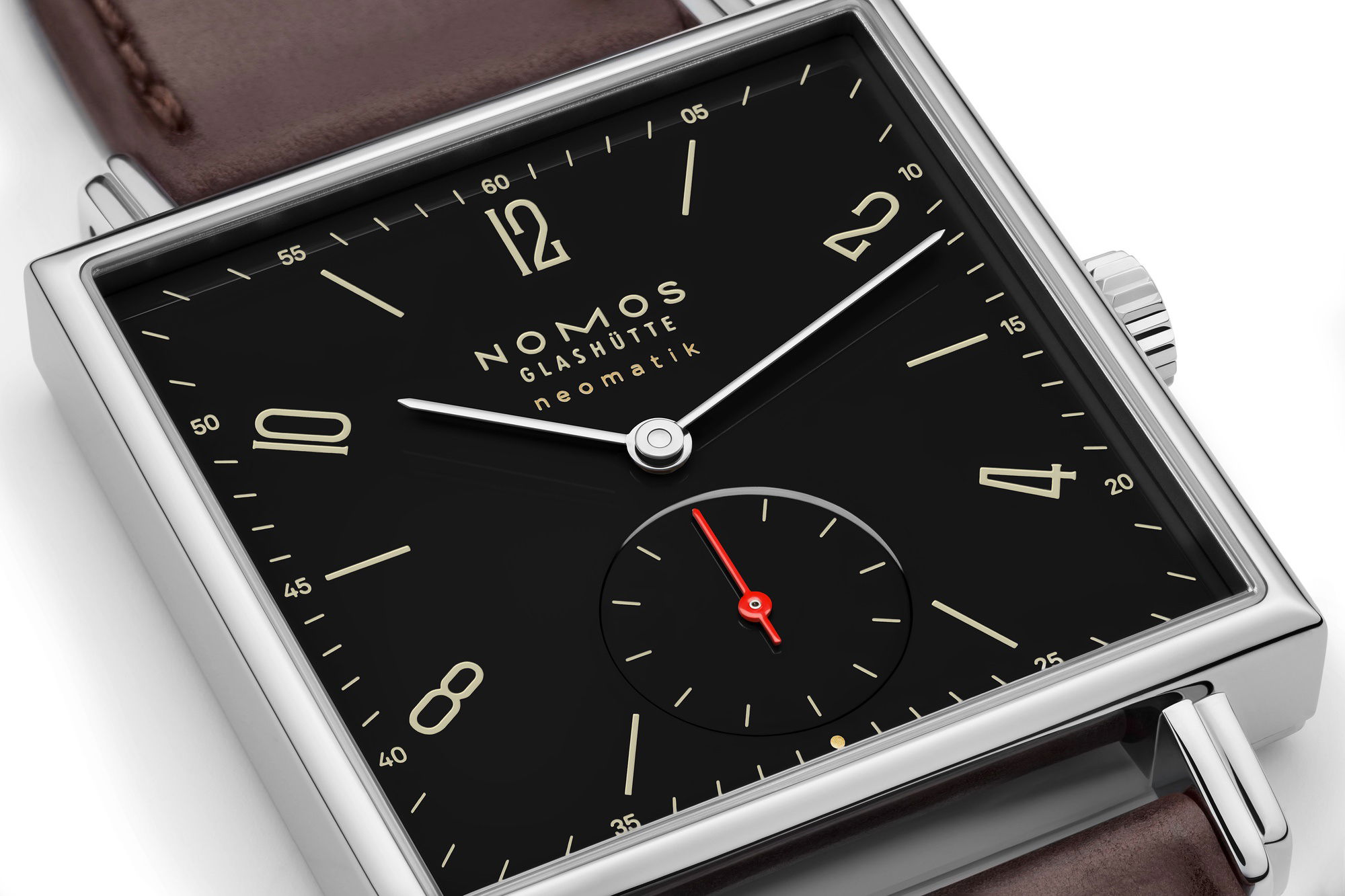 Nomos Glashütte Tetra neomatik – 175 Years Watchmaking Glashütte - View 3