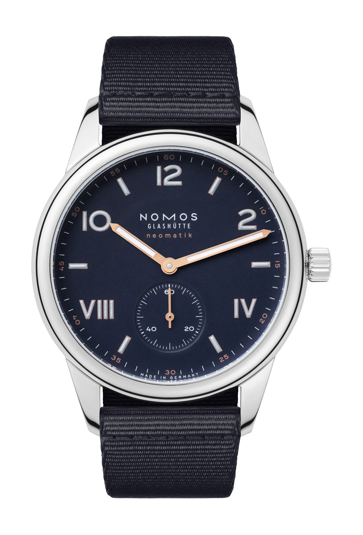 Nomos Glashütte Club Campus neomatik 39 midnight blue luxury timepiece - detailed view