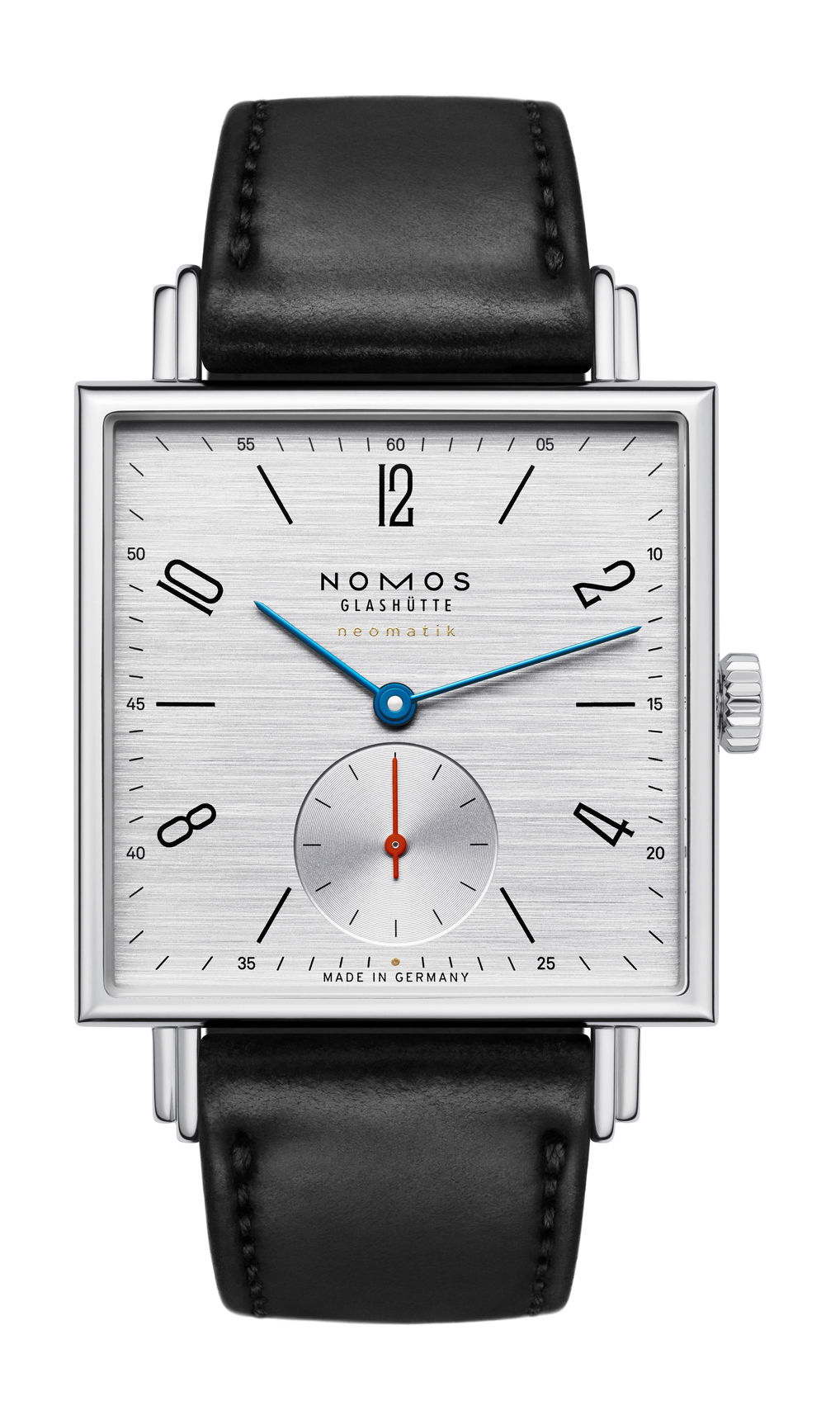 Nomos Glashütte Tetra neomatik 39 silvercut luxury timepiece - detailed view