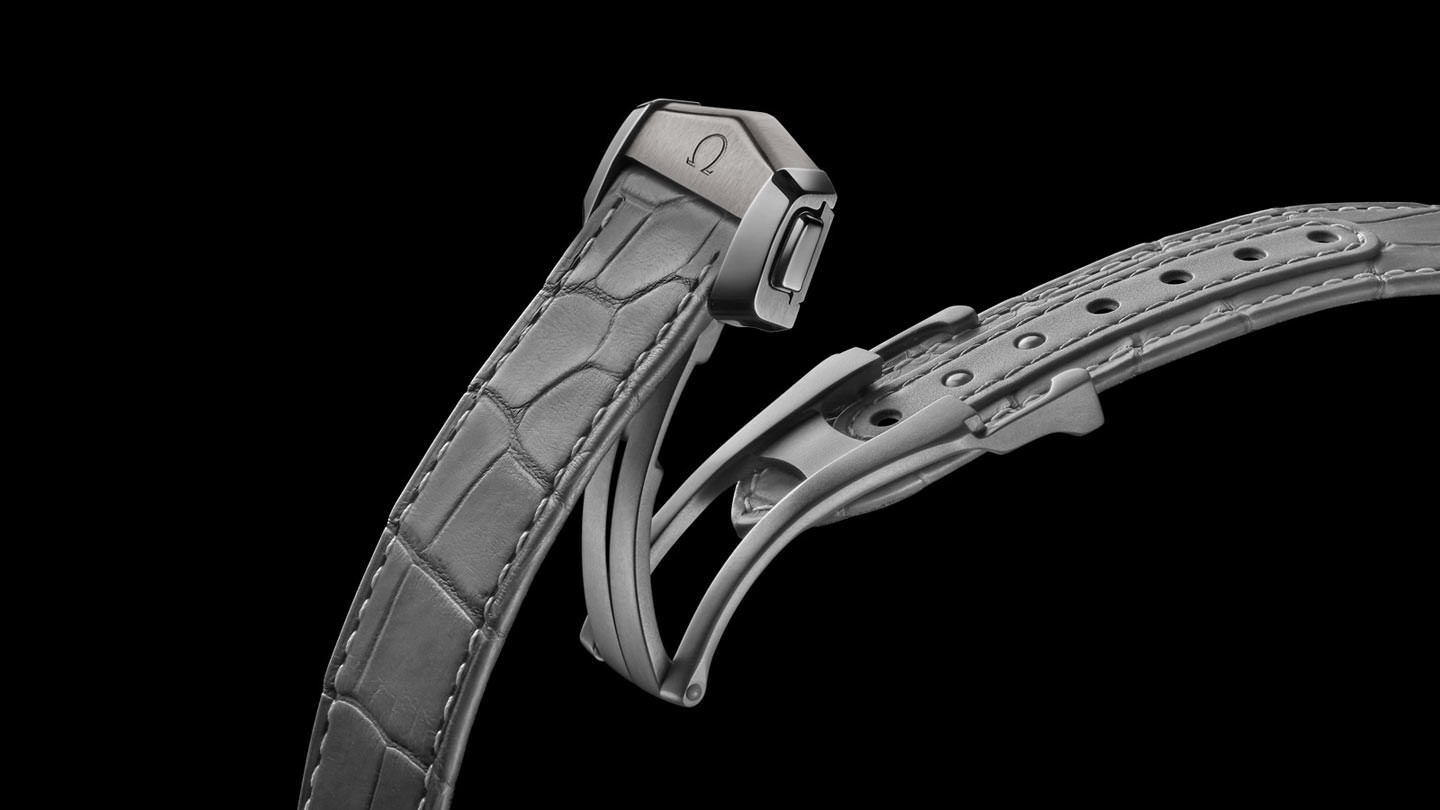Omega Speedmaster - View 3