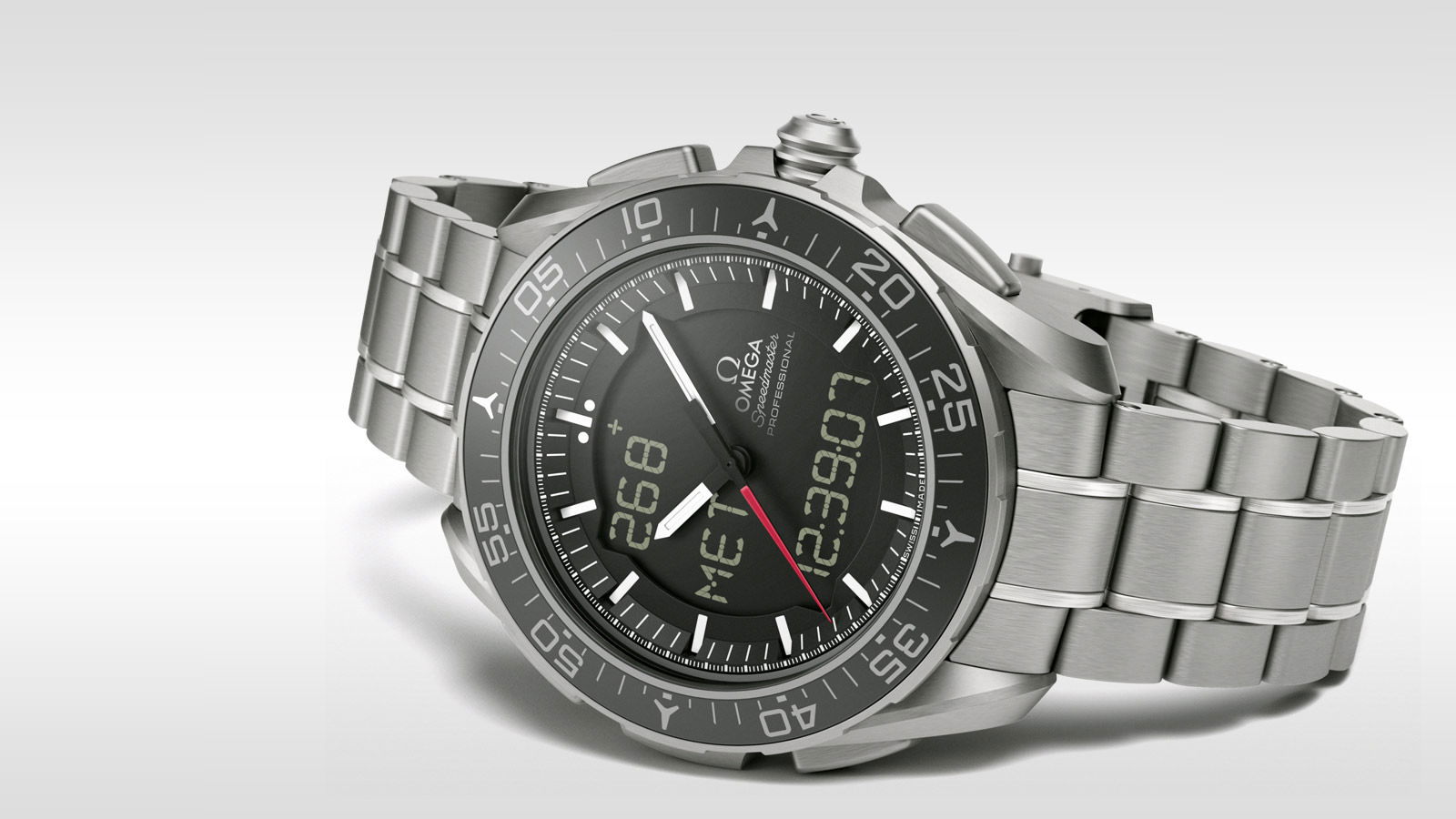 Omega Speedmaster - View 3