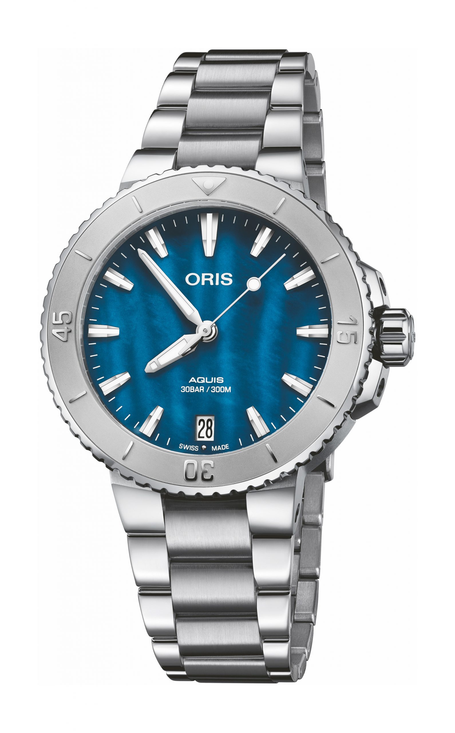 Oris Aquis Date luxury timepiece - detailed view