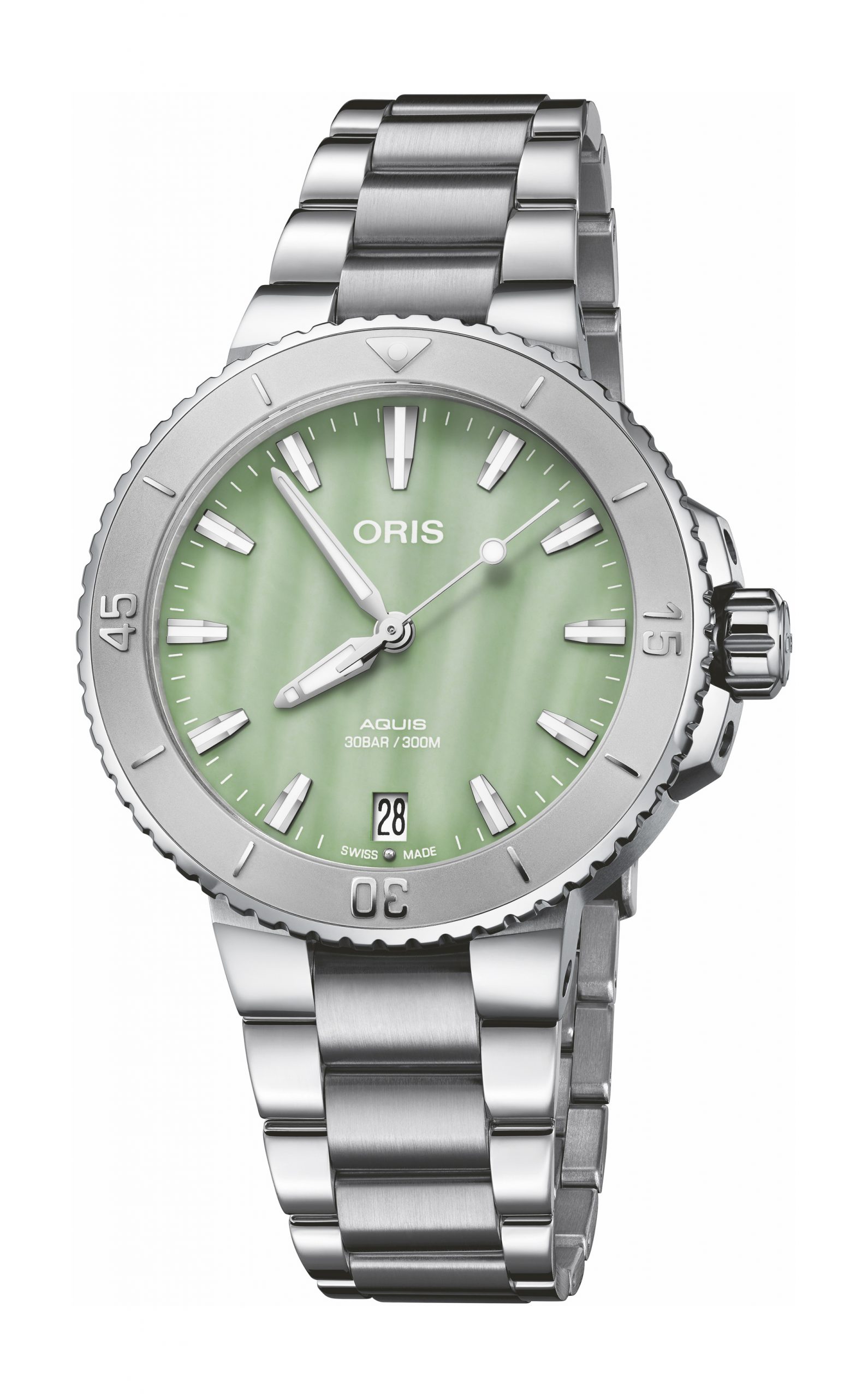 Oris Aquis Date luxury timepiece - detailed view