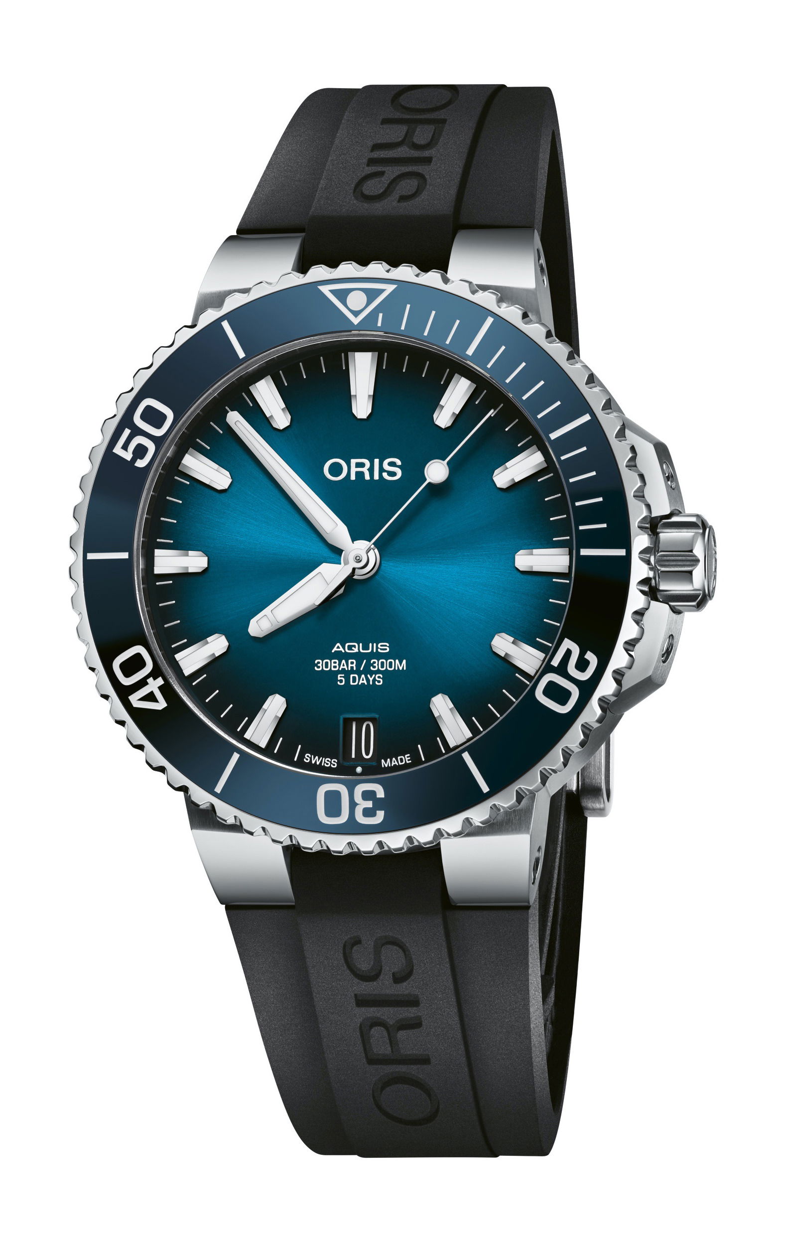 Oris Aquis Date Calibre 400 luxury timepiece - detailed view