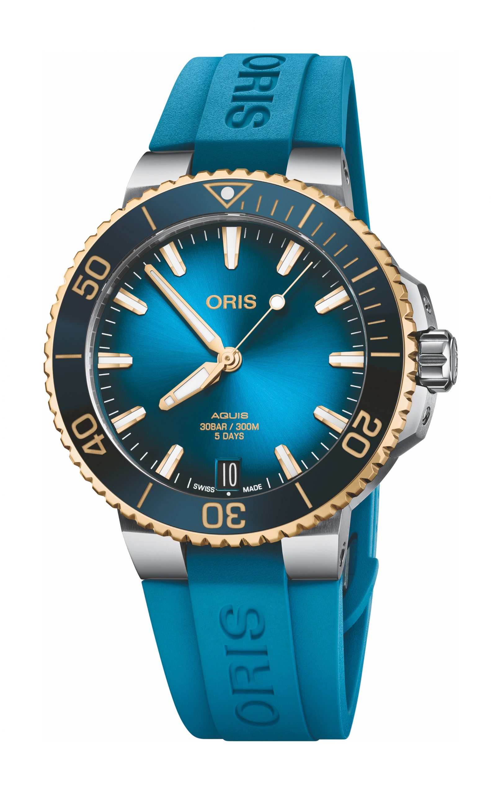 Oris Aquis Date Calibre 400 luxury timepiece - detailed view