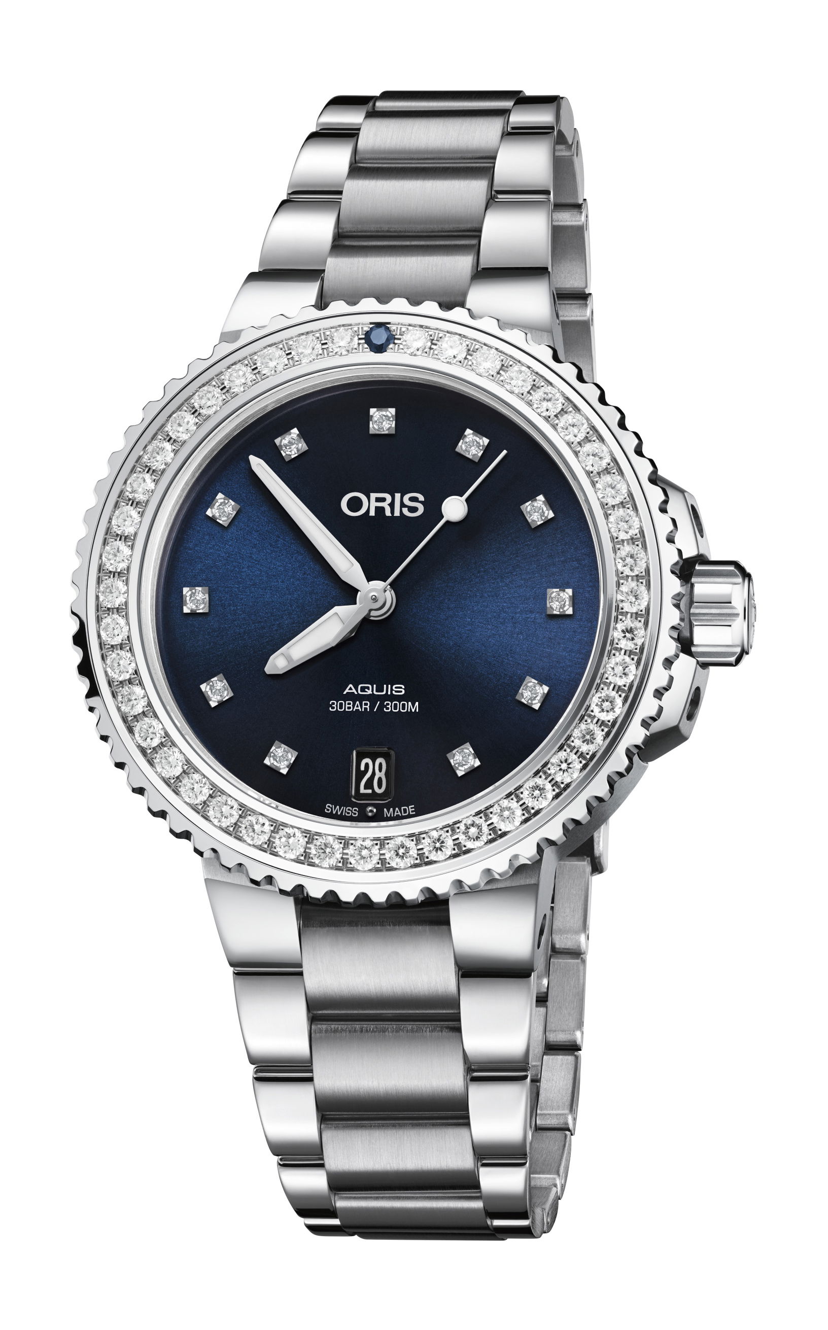 Oris Aquis Date Diamonds luxury timepiece - detailed view