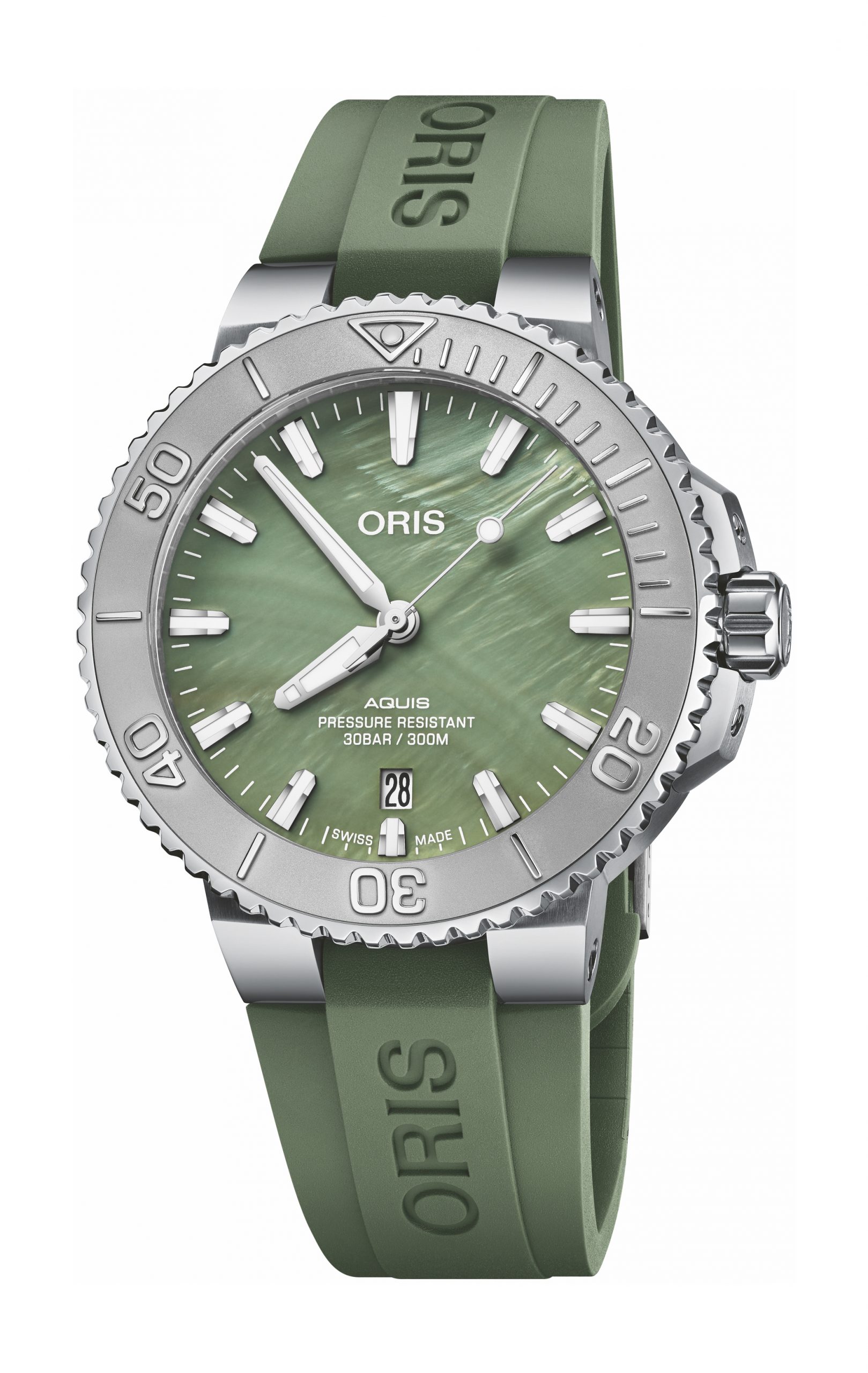 Oris Aquis New York Harbor Limited Edition luxury timepiece - detailed view
