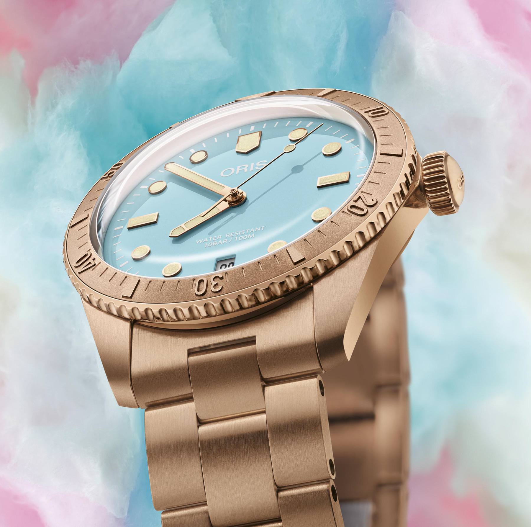 Oris Divers Sixty-Five ‘Cotton Candy’ - View 3
