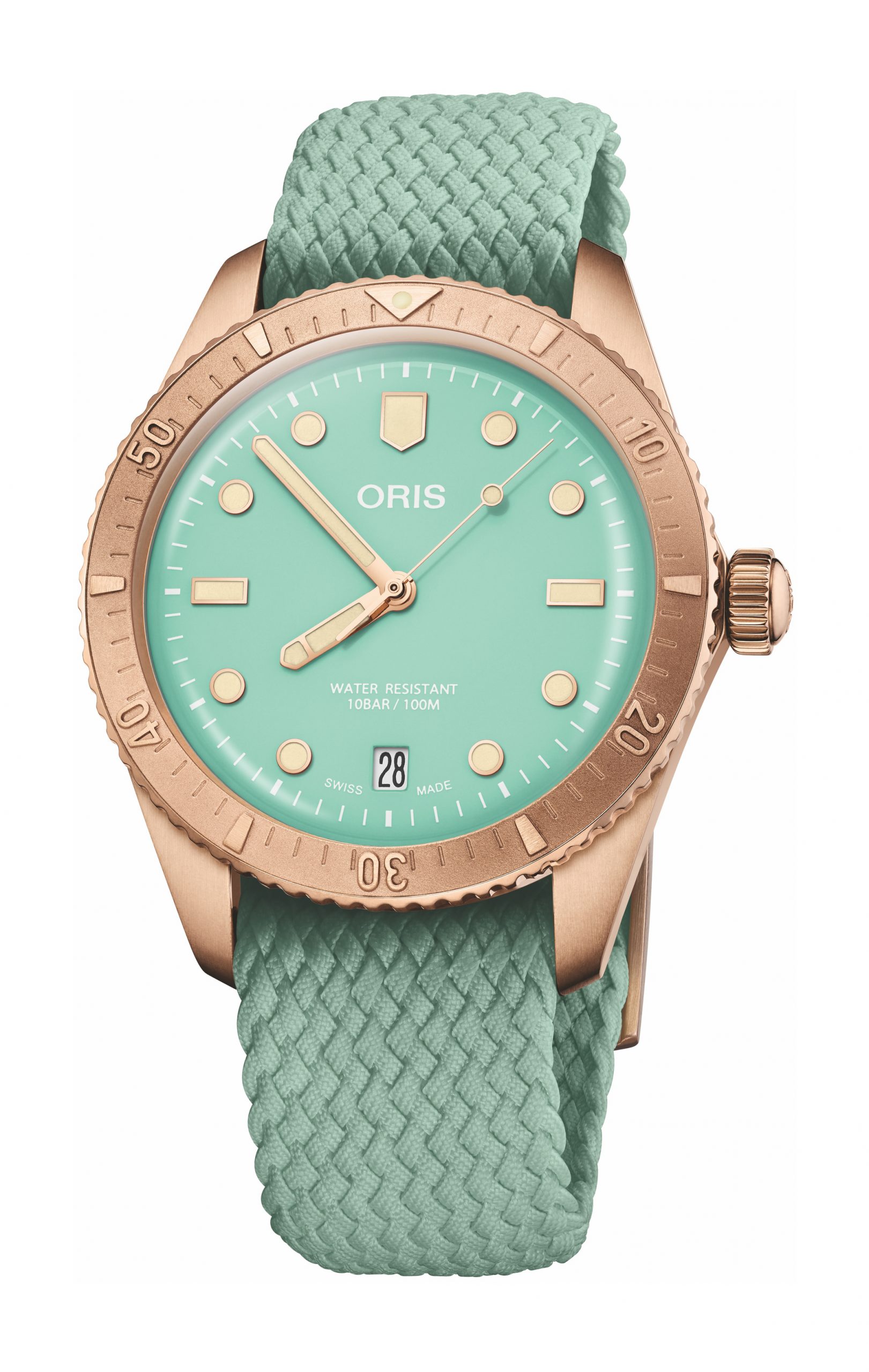 Oris Divers Sixty-Five ‘Cotton Candy’ luxury timepiece - detailed view