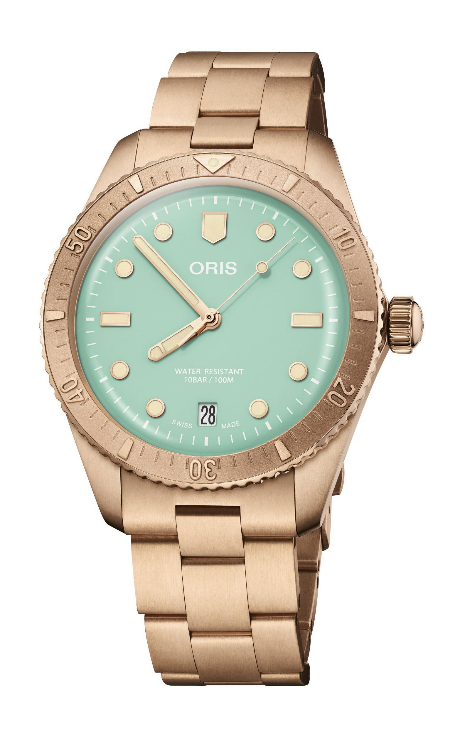 Oris Divers Sixty-Five ‘Cotton Candy’ luxury timepiece - detailed view