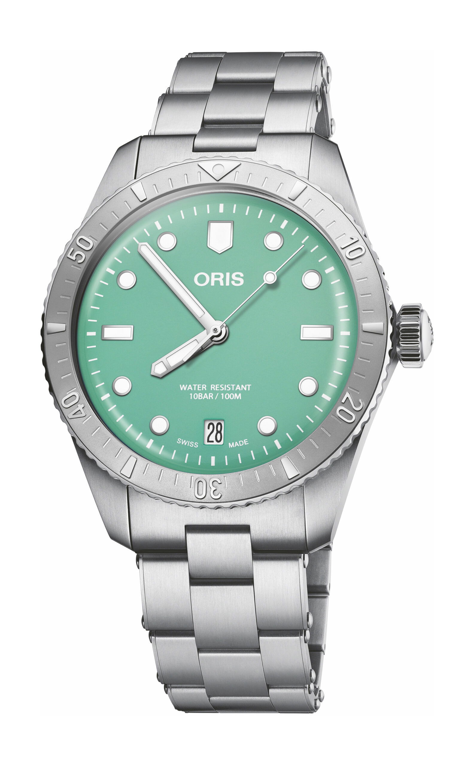 Oris Divers Sixty-Five ‘Cotton Candy’ luxury timepiece - detailed view