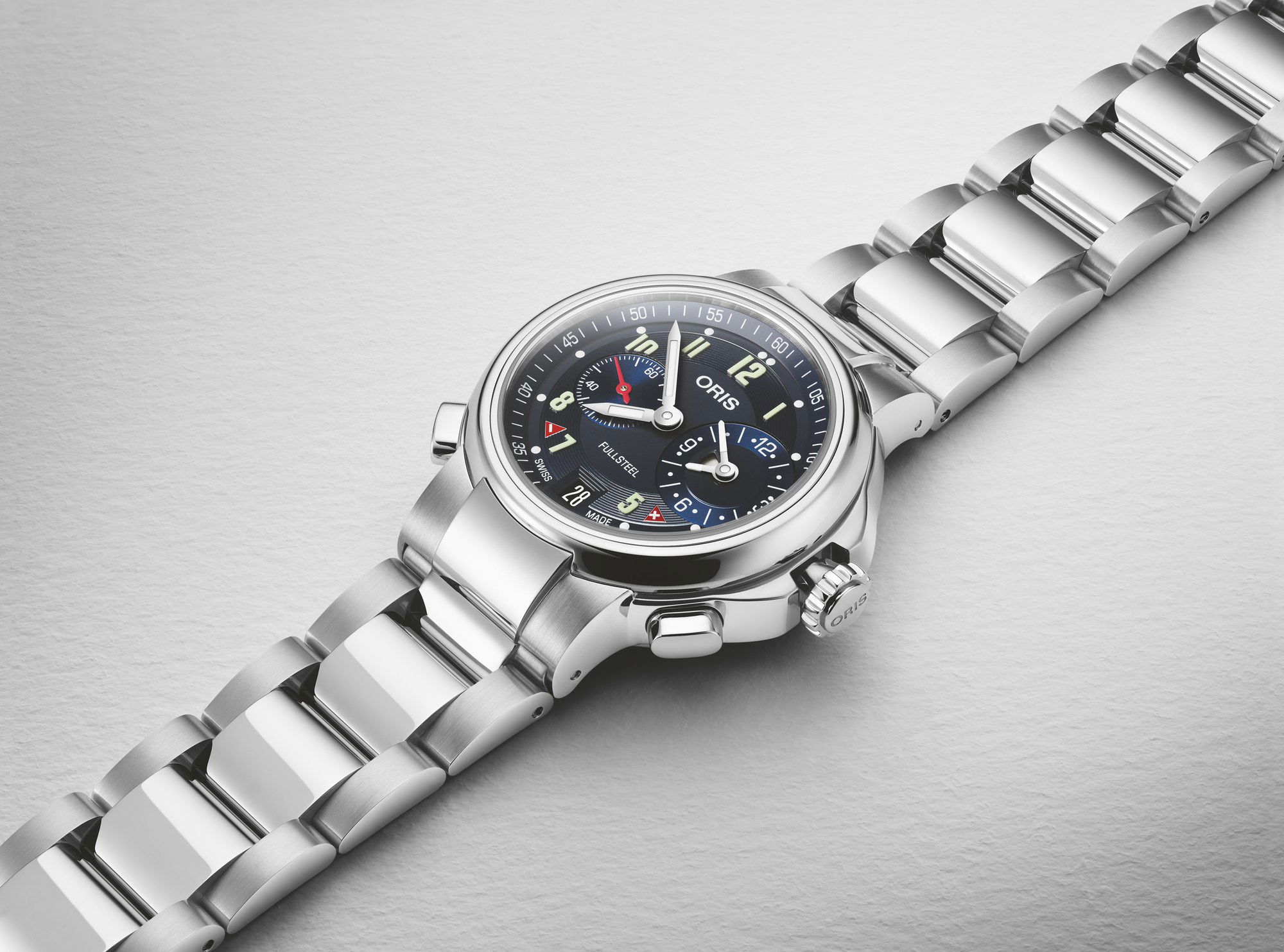 Oris Hölstein Edition 2022 - View 3