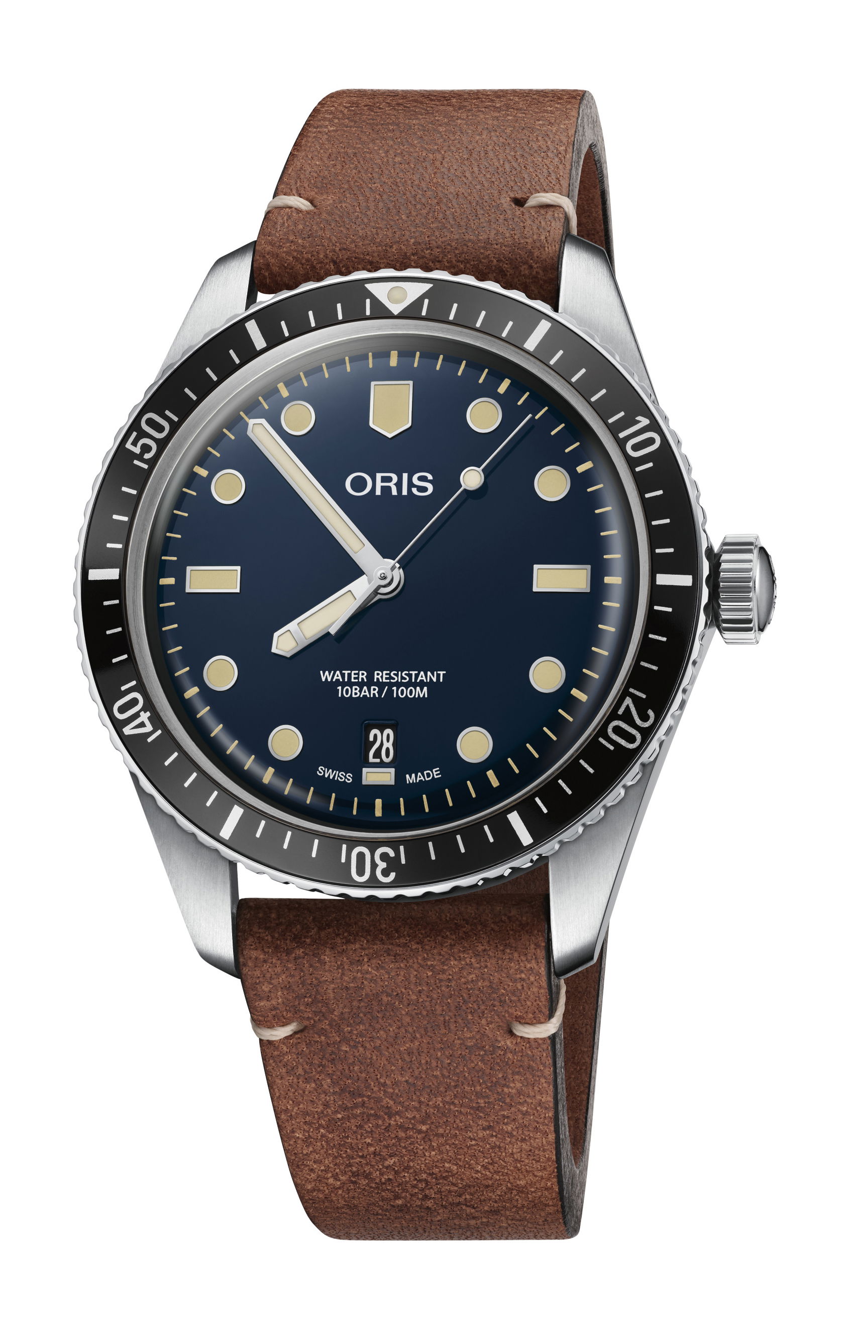 Oris Divers Sixty-Five luxury timepiece - detailed view