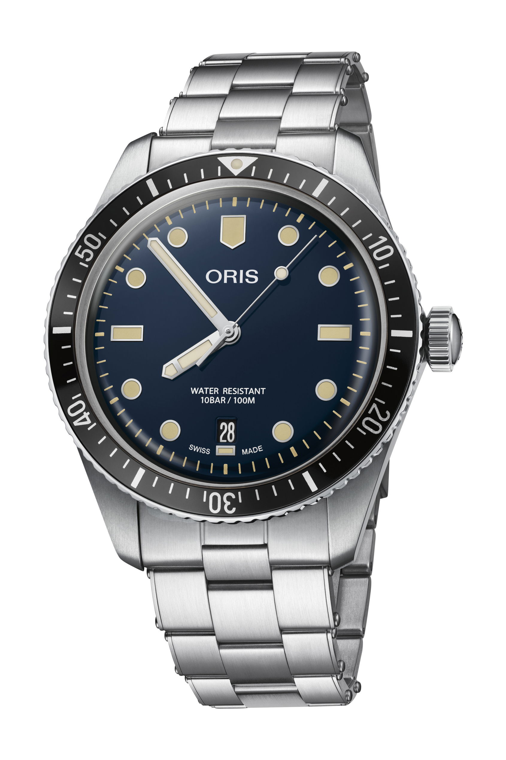 Oris Divers Sixty-Five luxury timepiece - detailed view