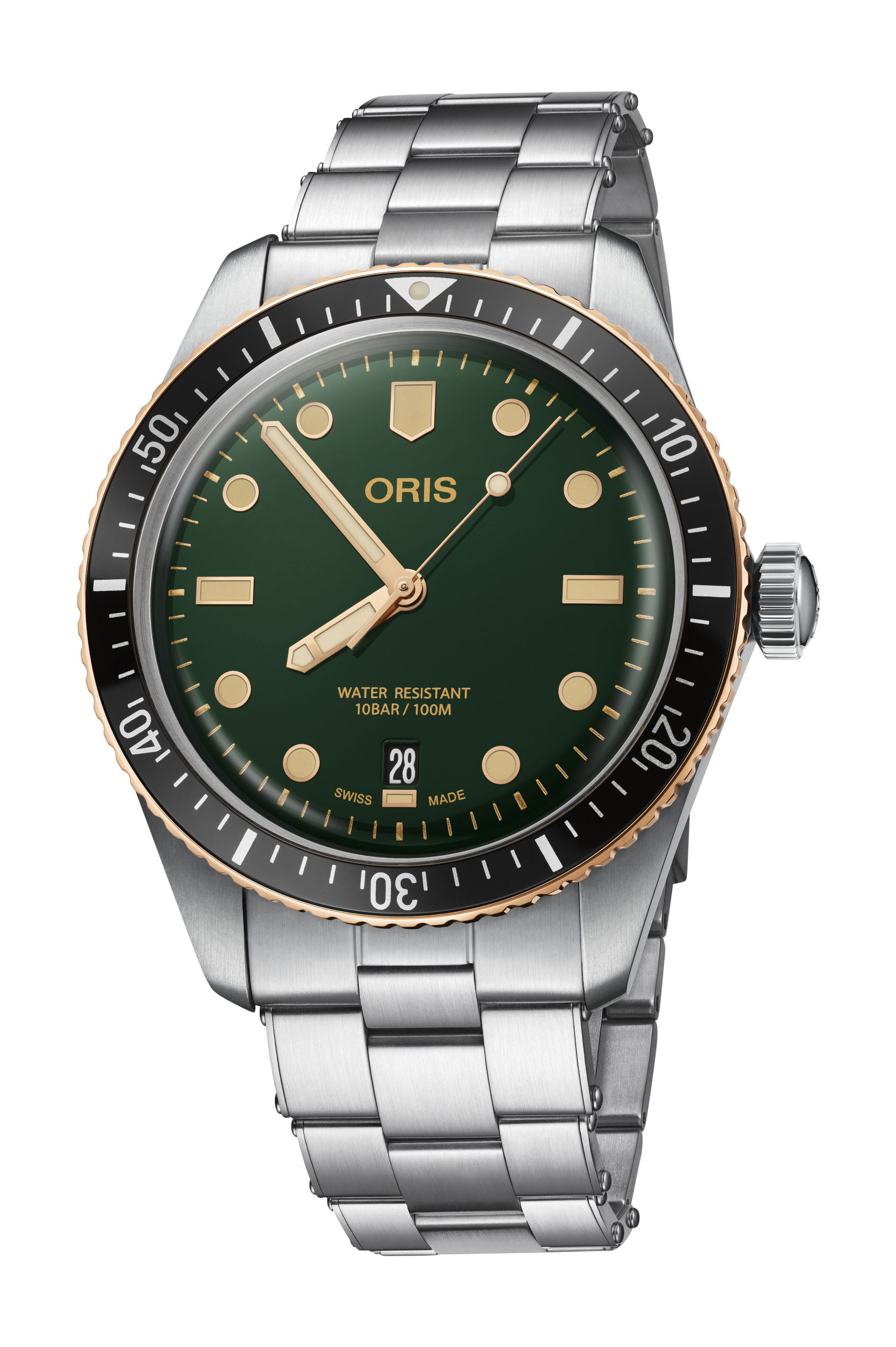Oris Divers Sixty-Five luxury timepiece - detailed view