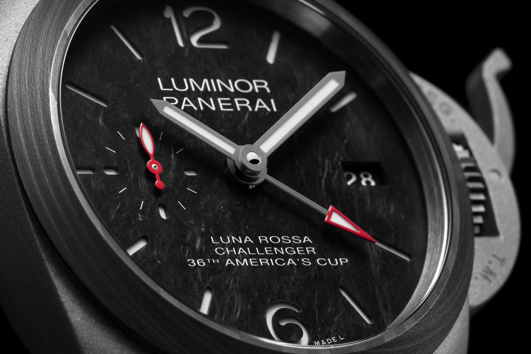 Panerai Luminor Luna Rosa GMT - View 2