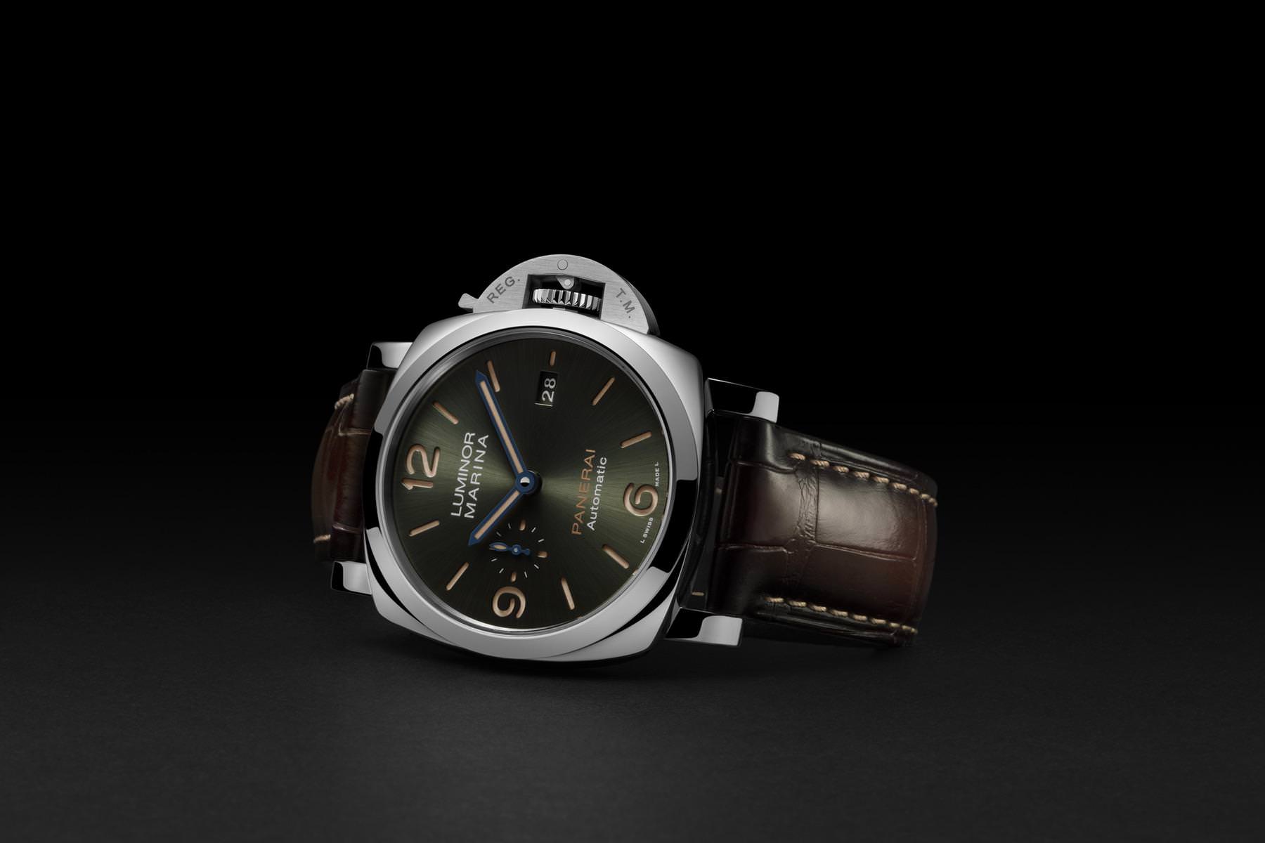 Panerai Luminor Marina Platinumtech™ - View 3