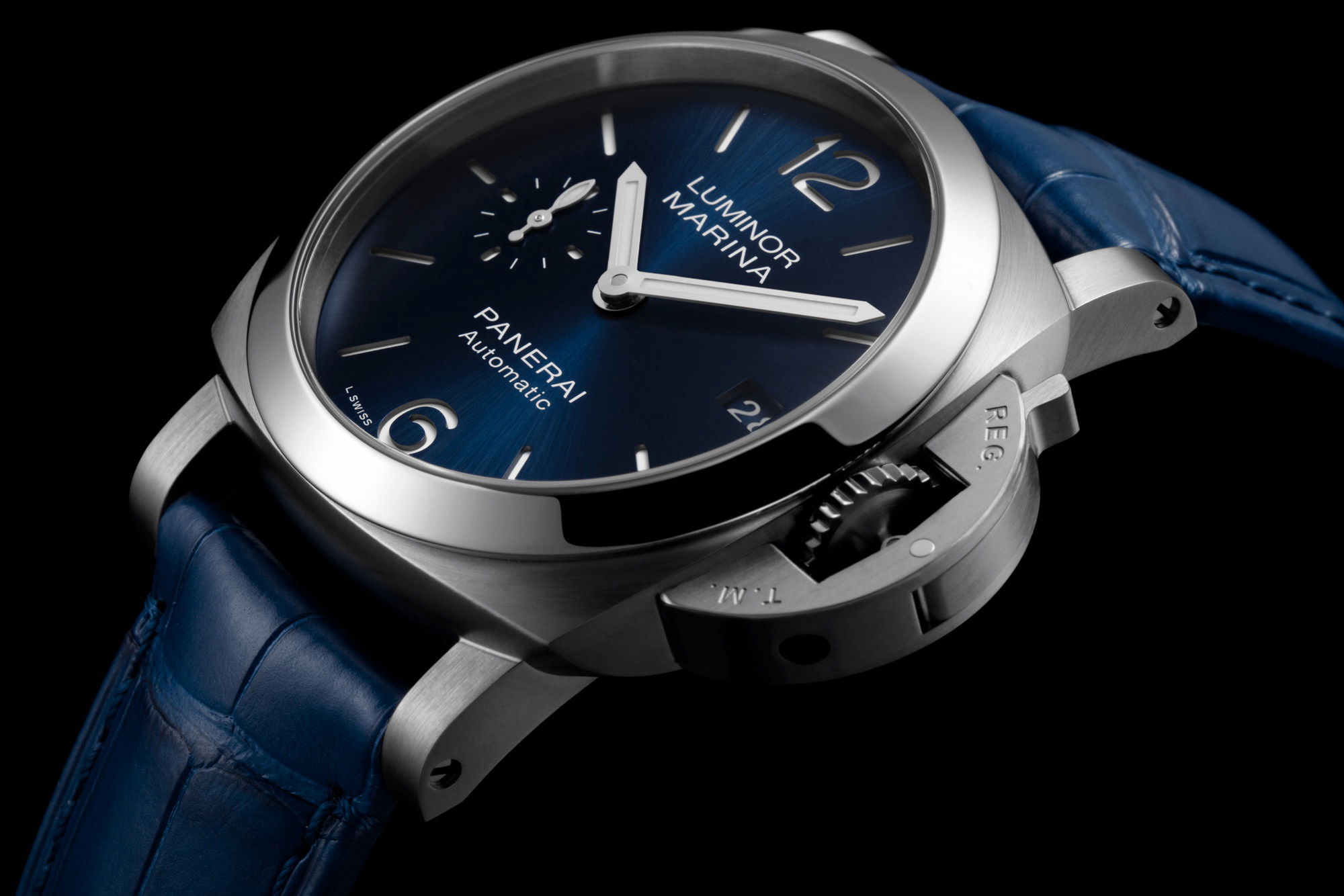 Panerai Luminor Marina Quaranta - View 3