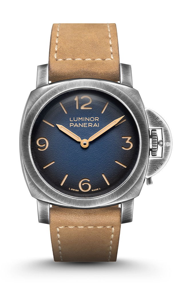 Panerai Luminor Venticinque luxury timepiece - detailed view