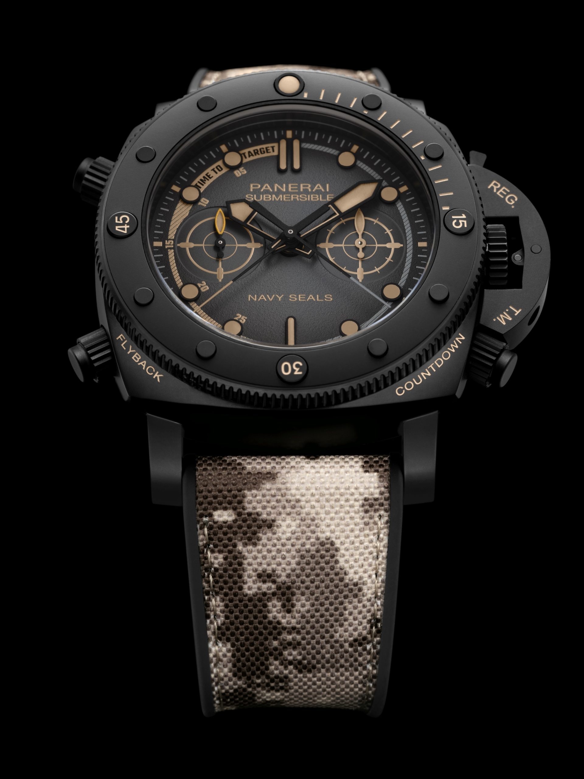 Panerai Submersible Chrono Navy SEALs Titanio - View 3