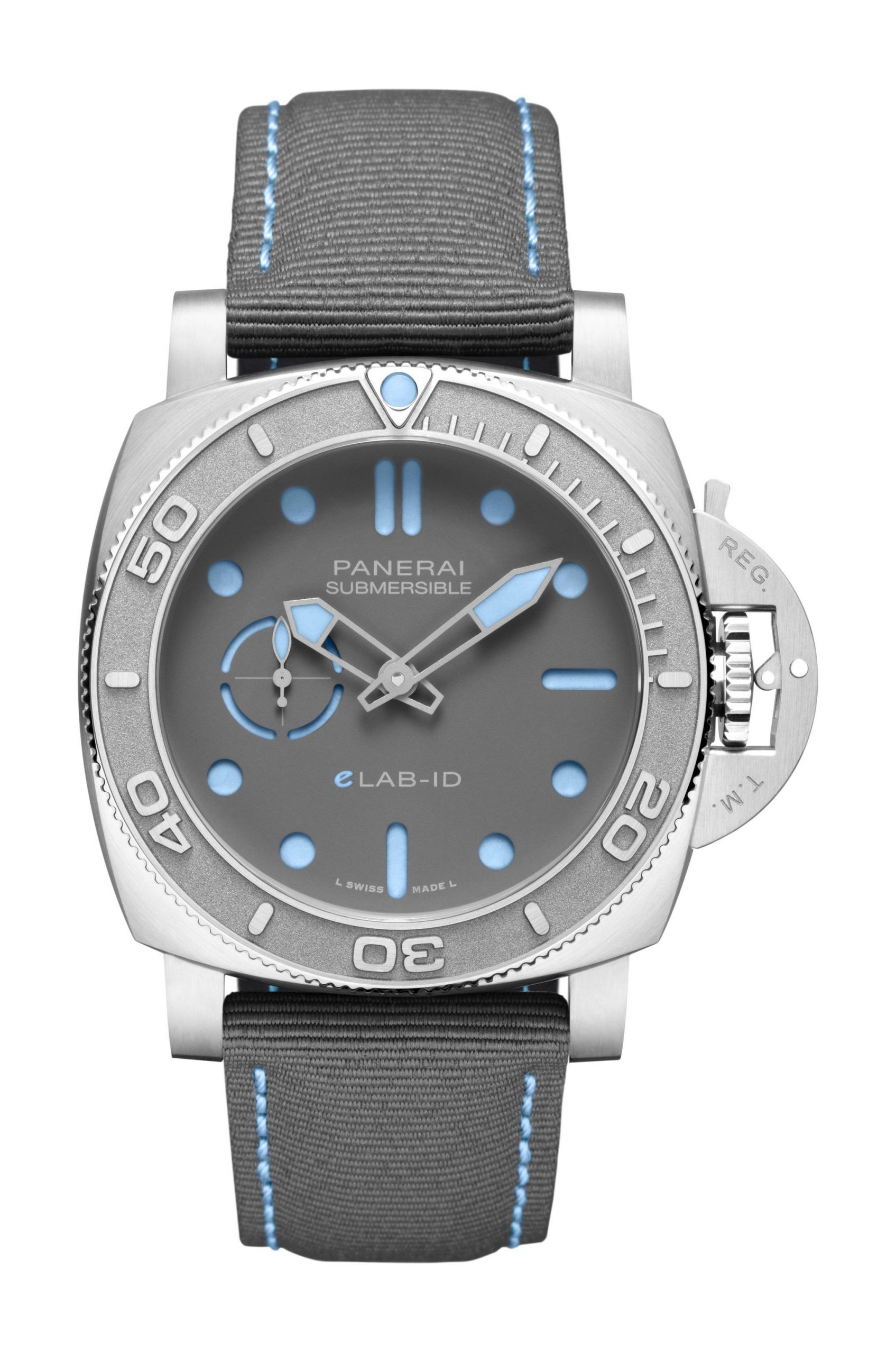 Panerai Submersible eLAB-ID luxury timepiece - detailed view