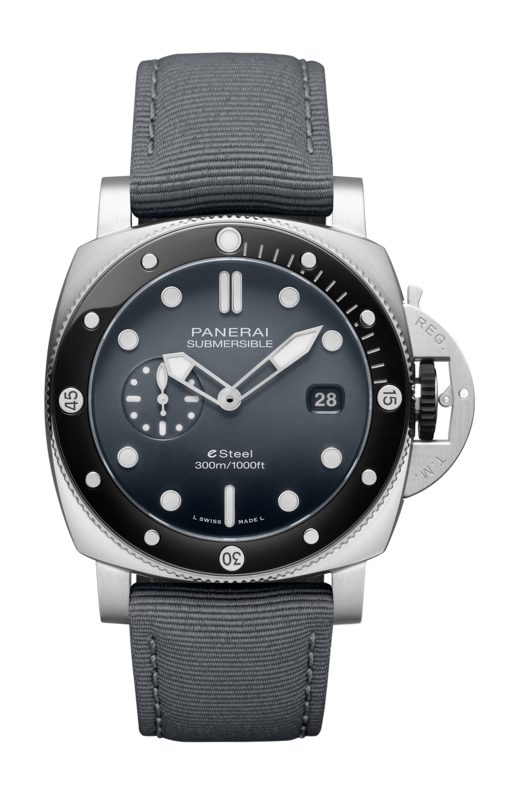 Panerai Submersible QuarantaQuattro eSteel Grigio Roccia luxury timepiece - detailed view