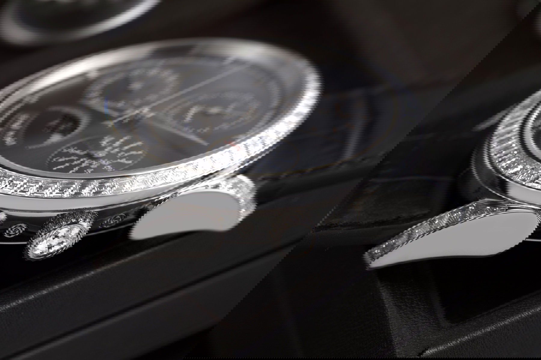 Parmigiani Fleurier Tonda Hijri Perpetual Calendar - View 2