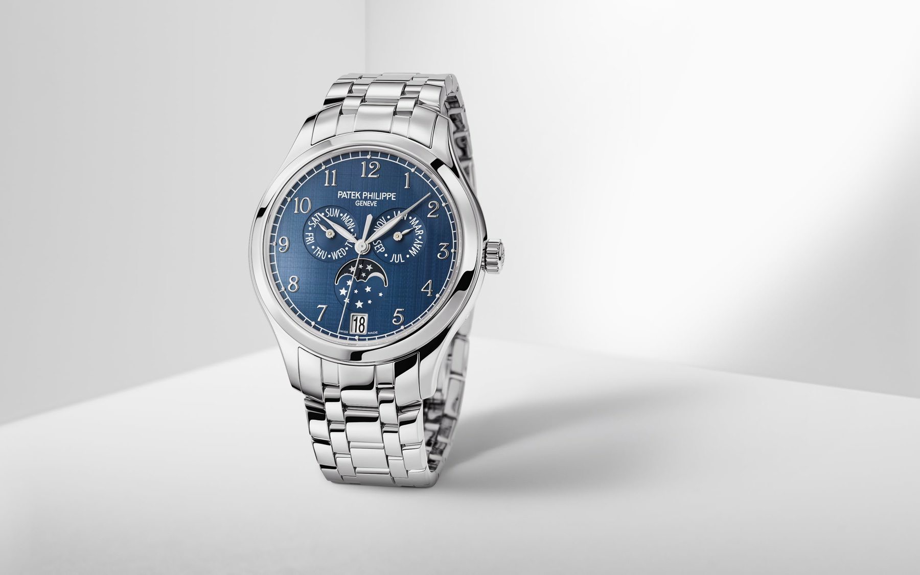 Patek Philippe Complications Annual Calendar - View 3