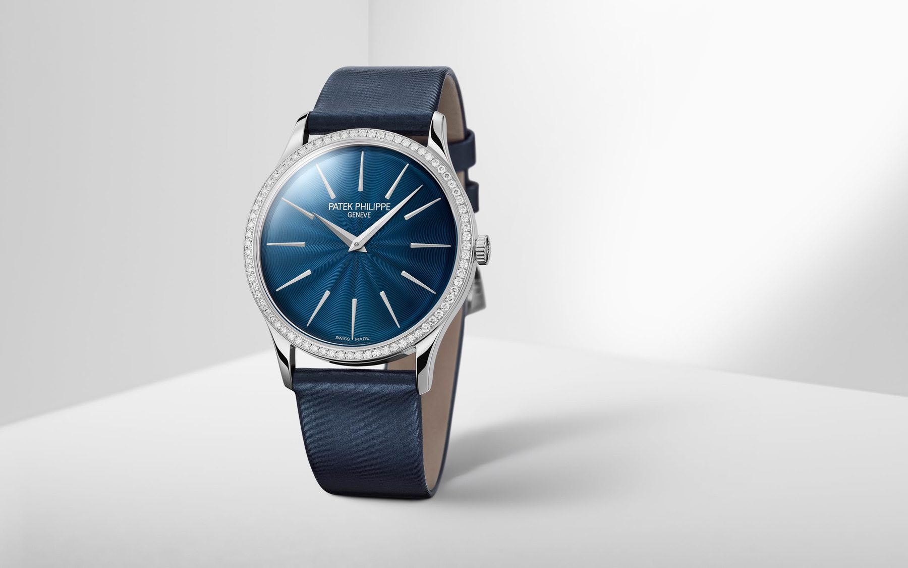 Patek Philippe Calatrava - View 3